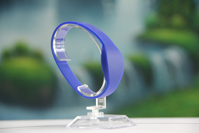 证件卡的详细制作工艺先容